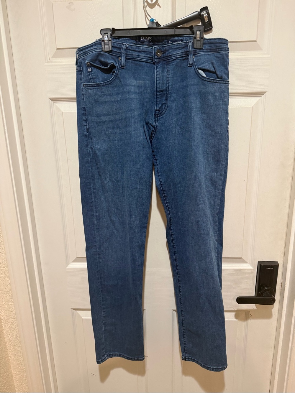 Chaps Men’s Straight Leg Jeans - Blue Wash